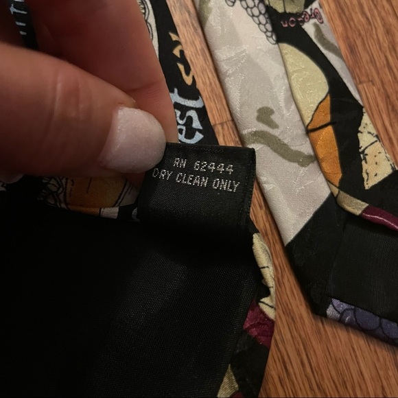 Nicole Miller 1993 hand sewn vintage tie - Picture 9 of 12